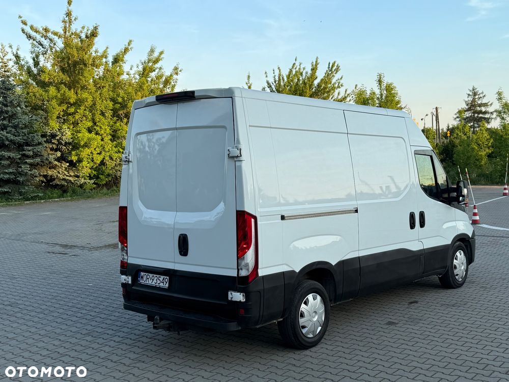 Iveco 35S 3.0HDi - 18