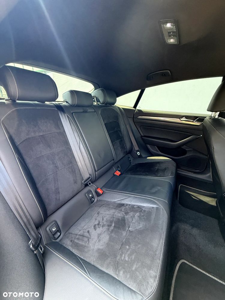 Volkswagen Arteon 2.0 TDI SCR R-Line DSG - 25
