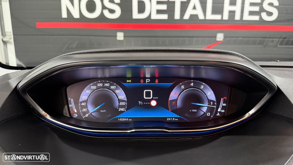 Peugeot 5008 PureTech 130 EAT8 Stop & Start Allure Business-Pack - 19