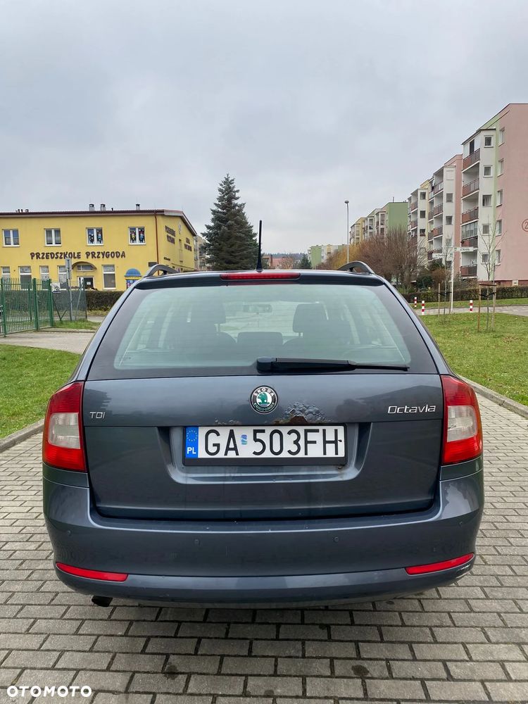 Skoda Octavia 1.6 TDI Ambiente - 5