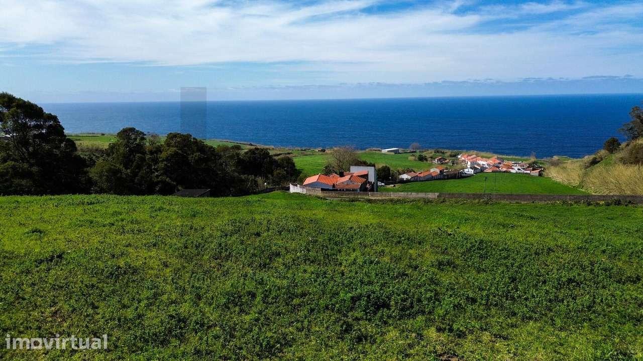 Terreno de 9.700 m2 com Elevado Potencial Turístico e Habitacional - Grande imagem: 5/17