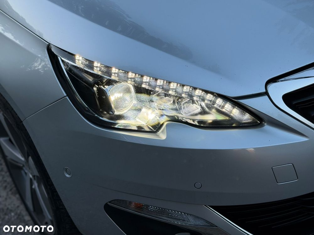 Peugeot 308 - 16