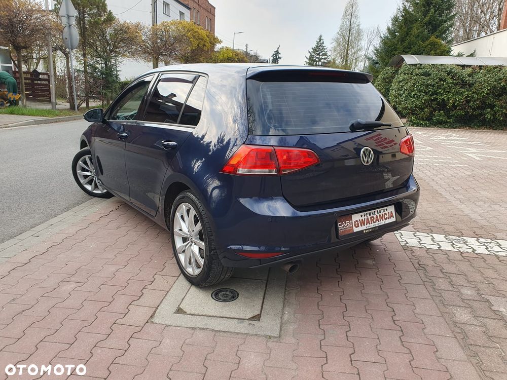 Volkswagen Golf - 26