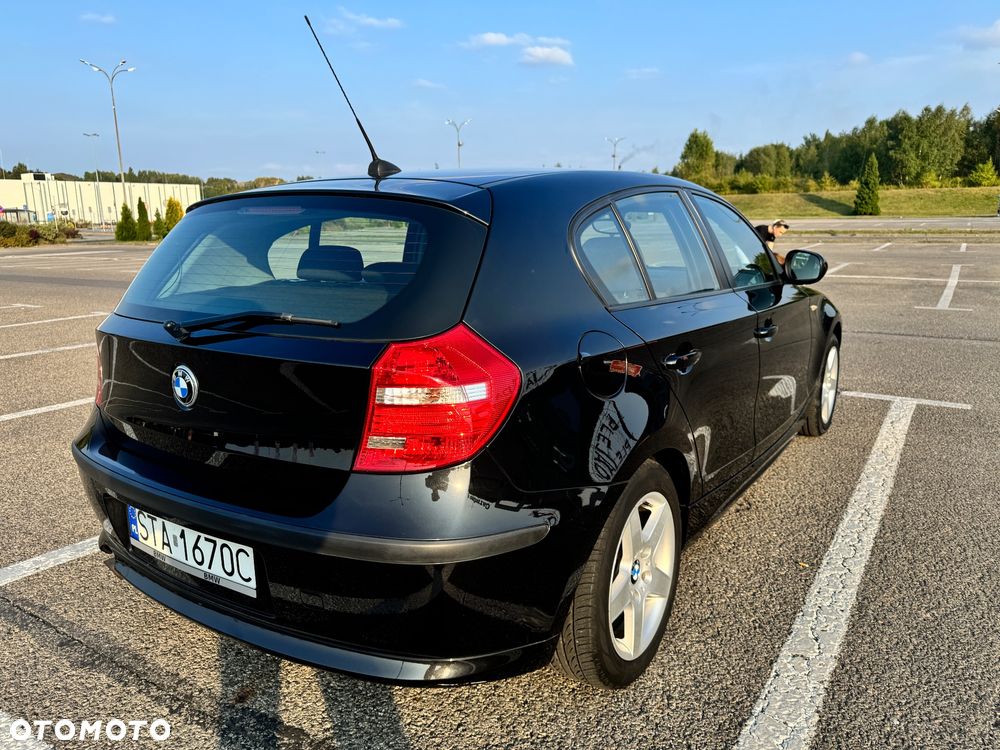 BMW Seria 1 118i - 4