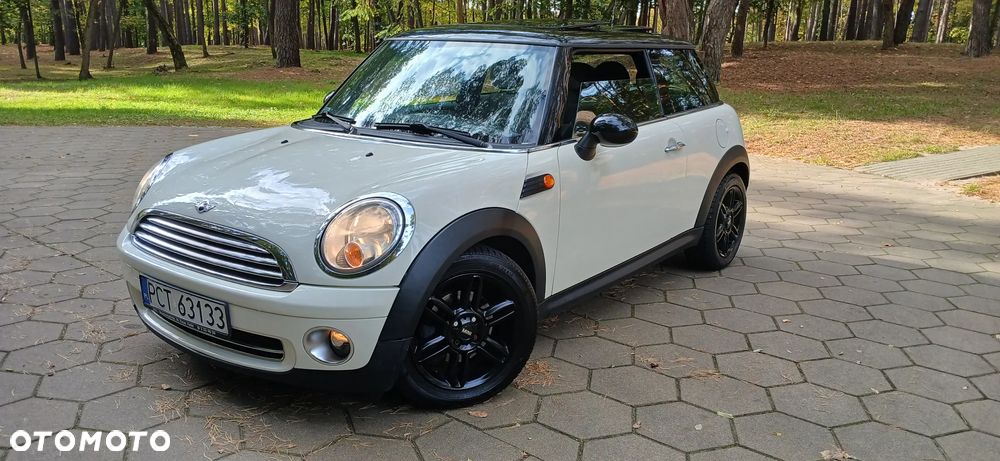 Mini Cooper 2010 photo 3