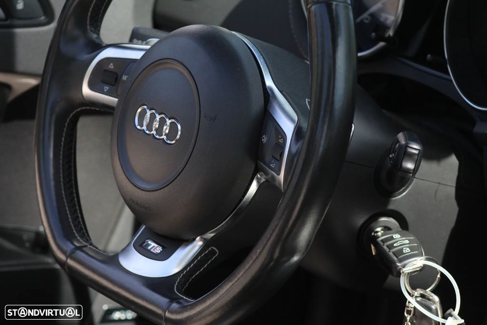 Audi TTS Roadster 2.0 TFSi quattro S Tronic - 29