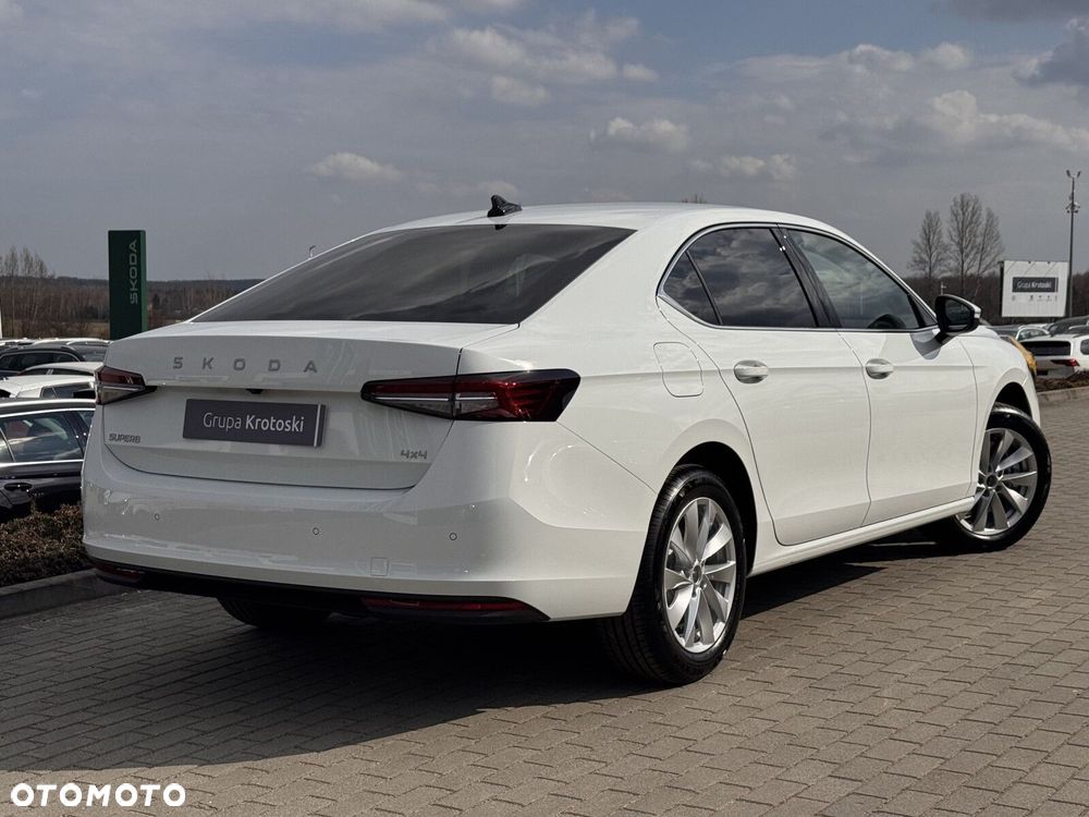 Skoda Superb 2.0 TDI SCR 4x4 Drive DSG - 5