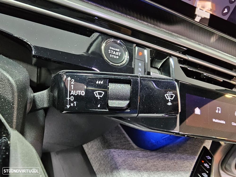 Peugeot 3008 1.2 Hybrid Allure e-DCS6 - 19
