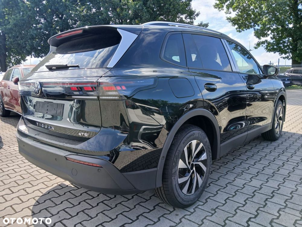 Volkswagen Tiguan 1.5 eTSI OPF DSG Life - 5