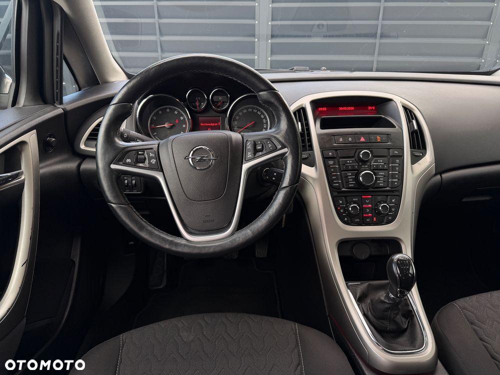 Opel Astra 1.4 Turbo - 14