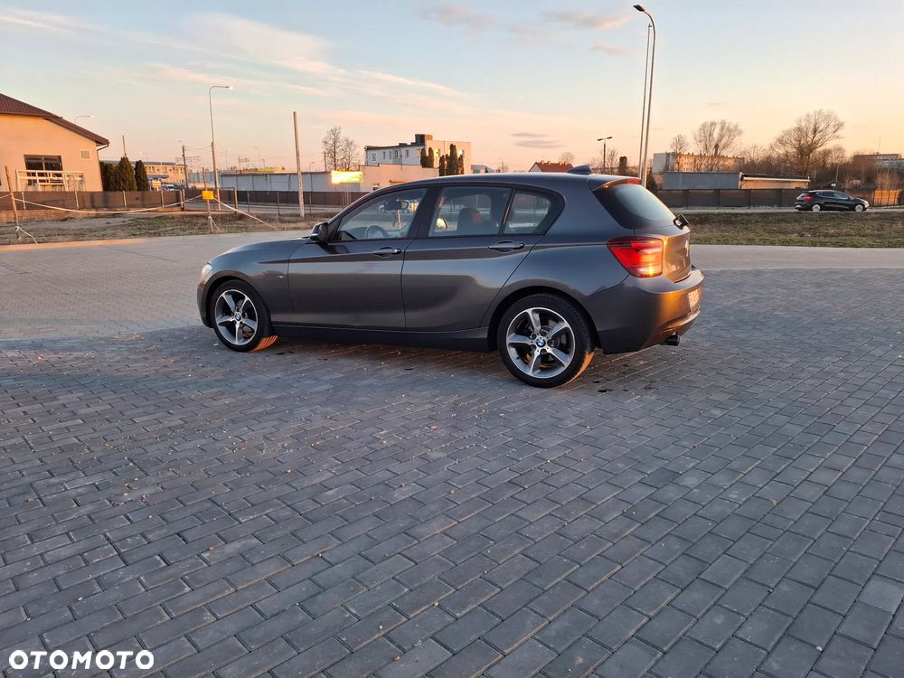 BMW Seria 1 116d Sport Line - 10