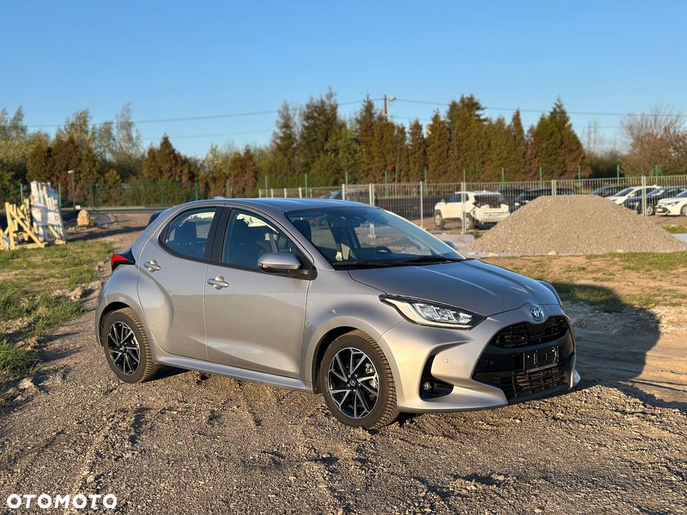 Toyota Yaris - 1