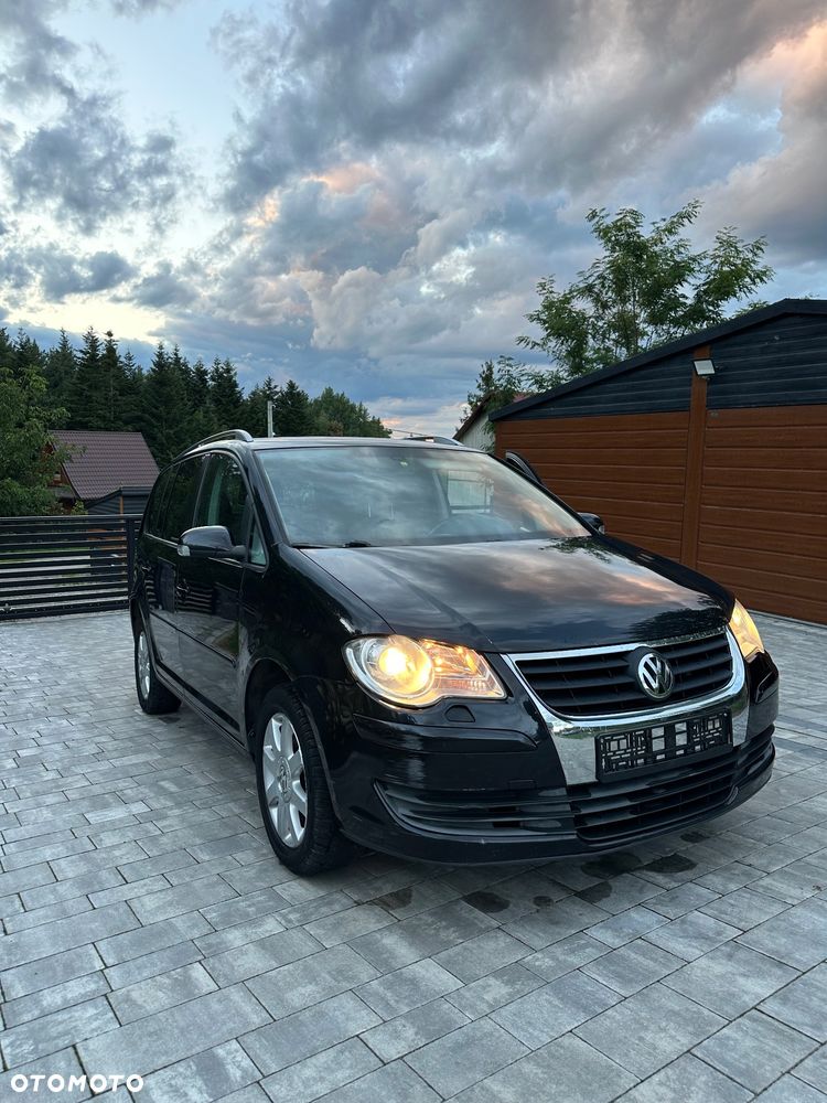 Volkswagen Touran 2.0 TDI Q-Line - 18