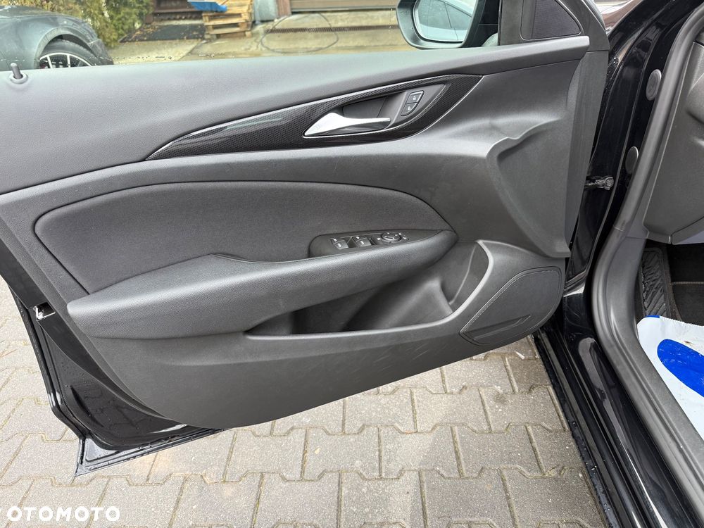 Opel Insignia 2.0 CDTI Business Elegance S&S - 9