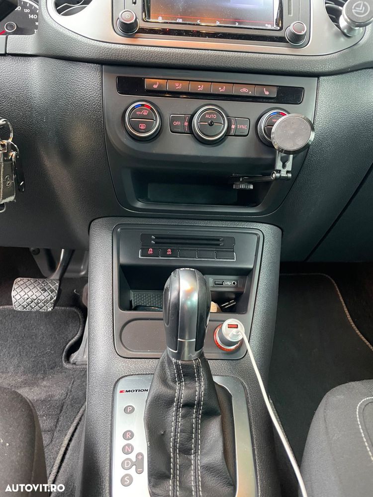 Volkswagen Tiguan - 6