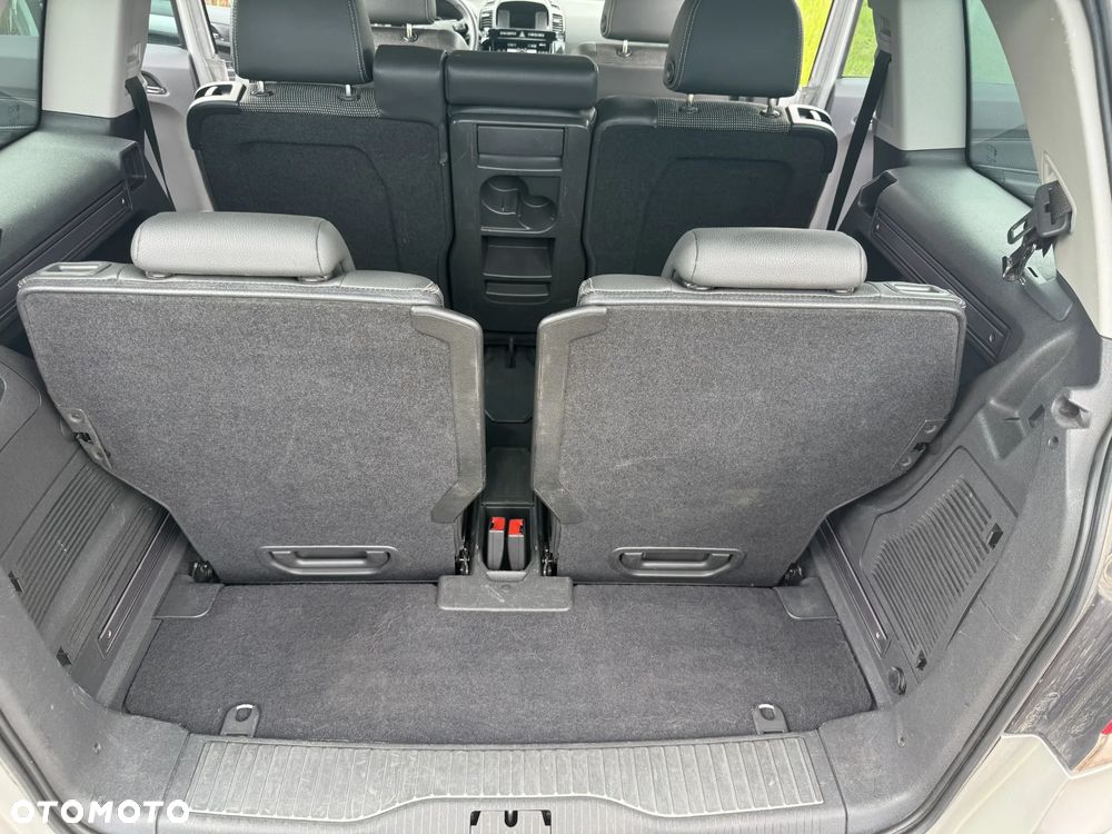 Opel Zafira 1.8 Cosmo - 18