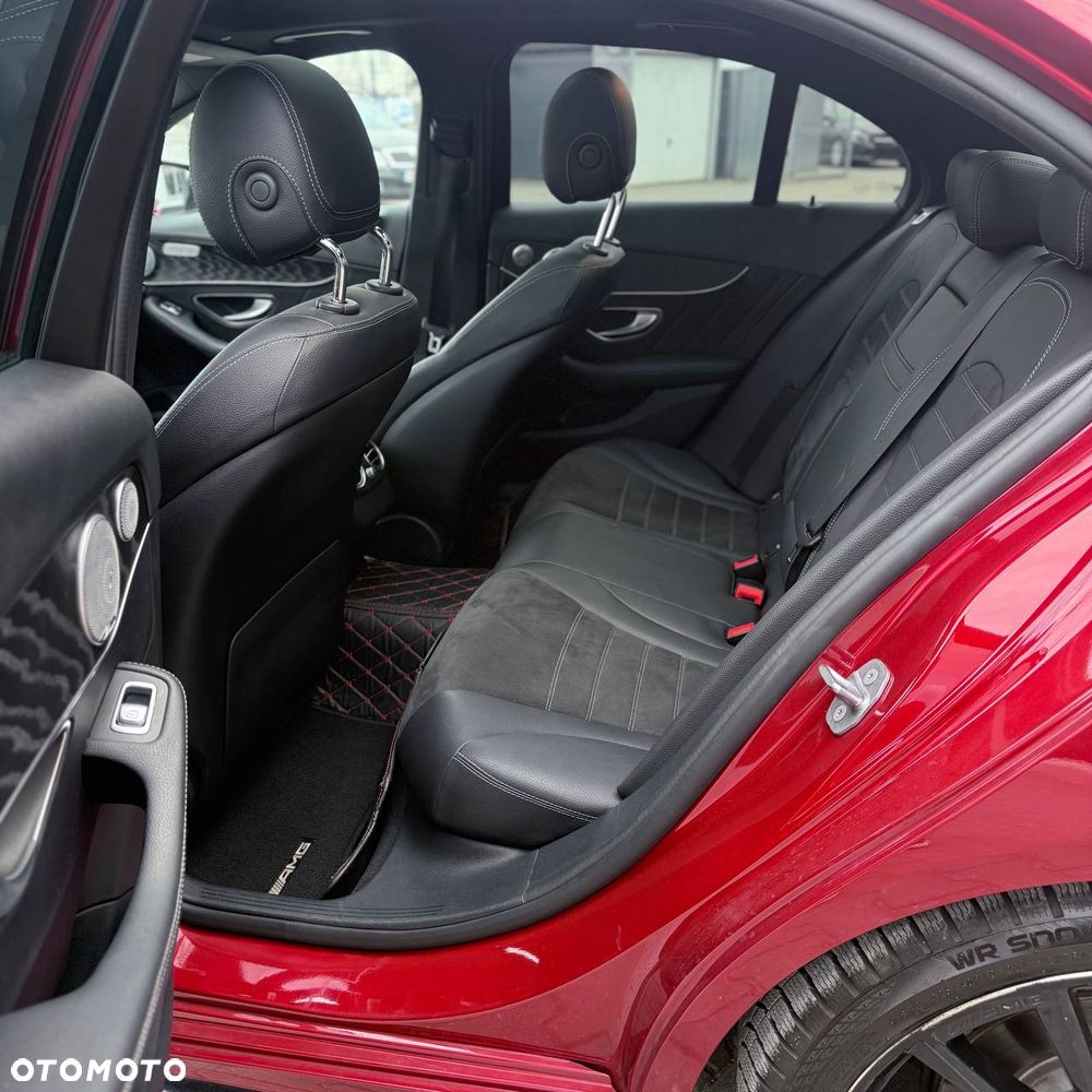 Mercedes-Benz Klasa C 300 d 9G-TRONIC AMG Line - 16