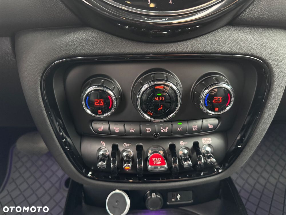 MINI Clubman Cooper S All4 Essential Trim - 32