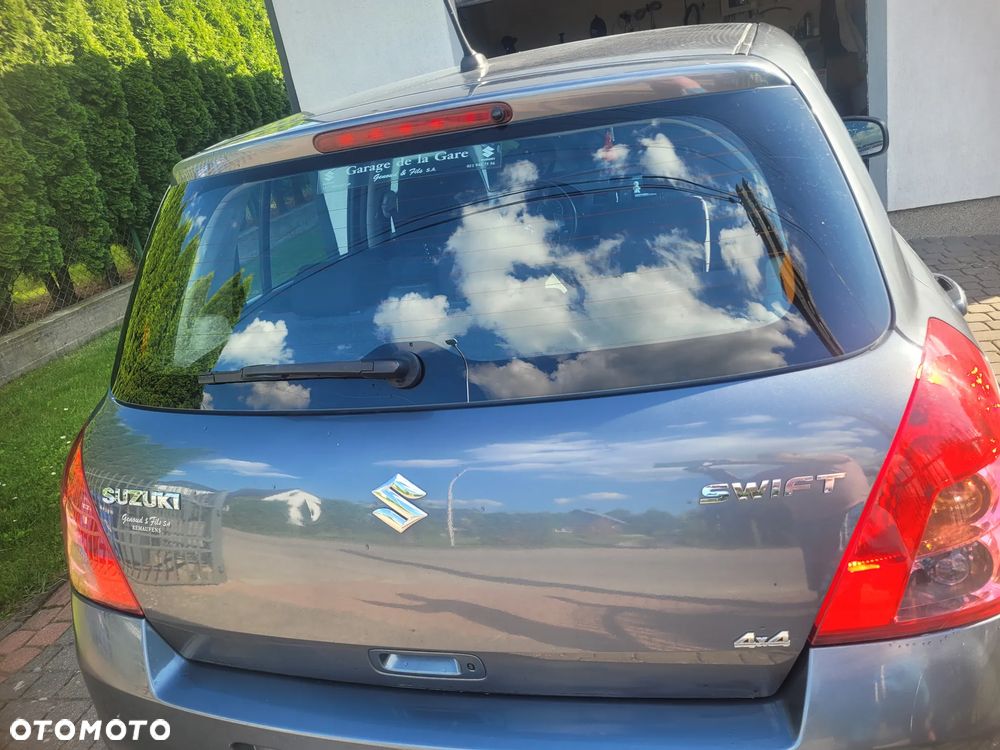 Suzuki Swift 1.3 4x4 Comfort - 13