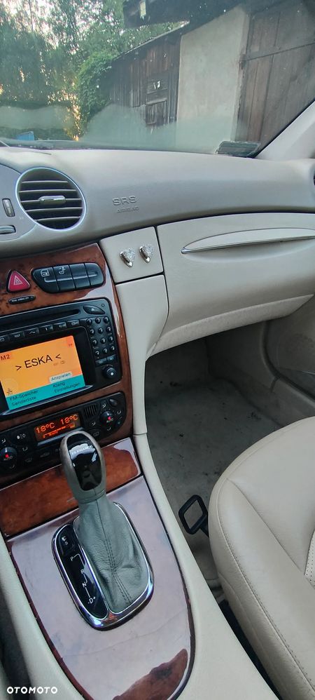 Mercedes-Benz CLK 320 - 11