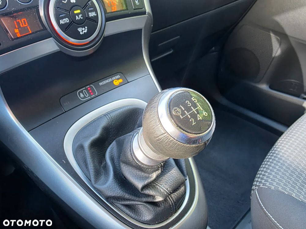 Toyota Verso 1.6 D-4D 5-Sitzer Start/Stop Life - 26
