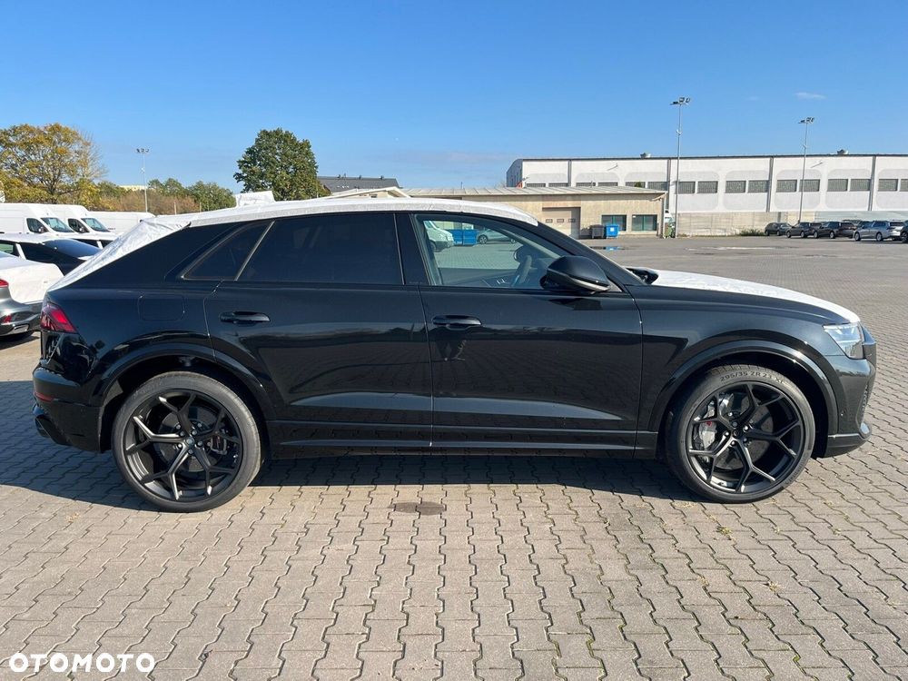 Audi RS Q8 - 7