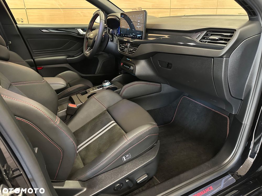 Ford Focus 2.3 EcoBoost ST X - 7