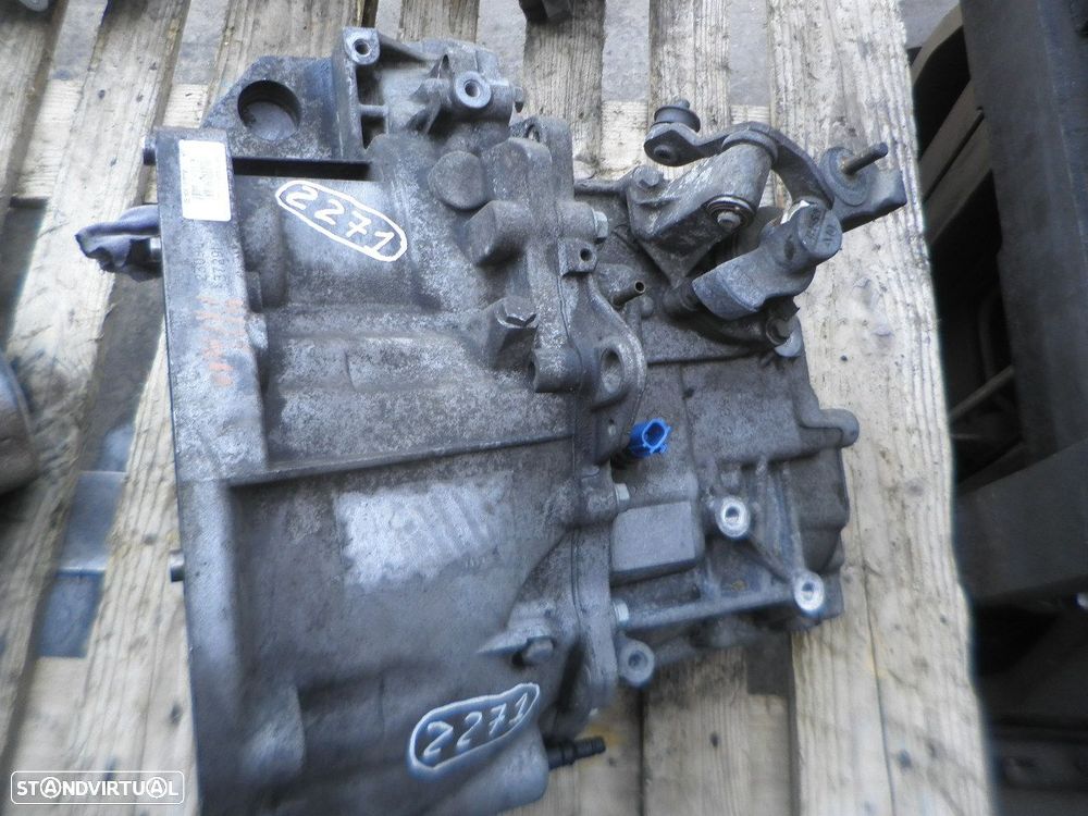 Caixa Velocidades 8A6R7002FA MAZDA  2 FASE 1  2010 1.6MCZD 90CV 5P AZUL DIESEL 5 VELOCIDADES - 6