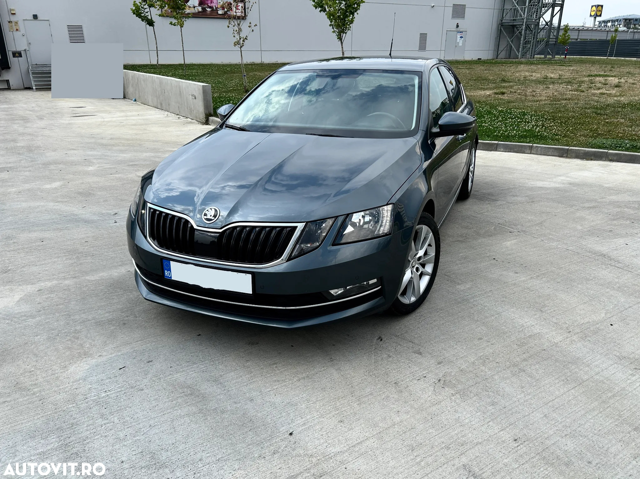 Skoda Octavia 2.0 TSI DSG Ambition - 20