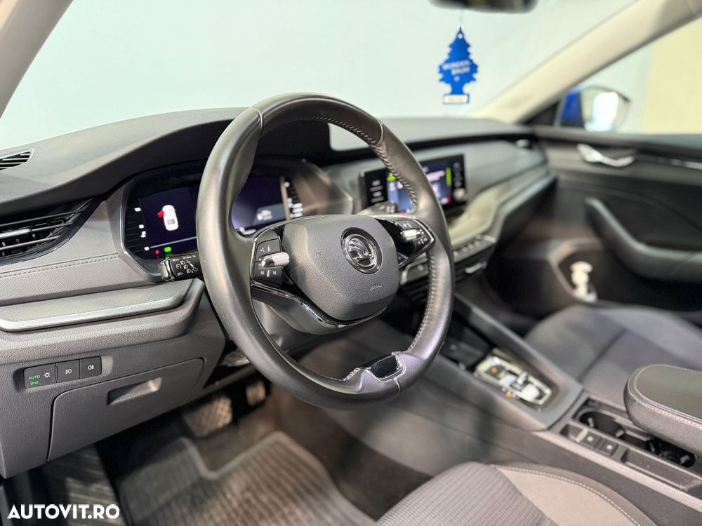 Skoda Octavia 2.0 TDI DSG Style - 9