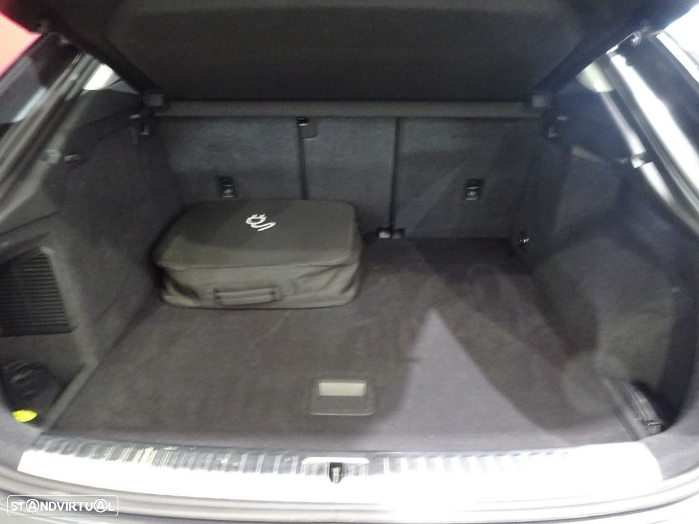 Audi Q3 Sportback 45 TFSIe S tronic - 32