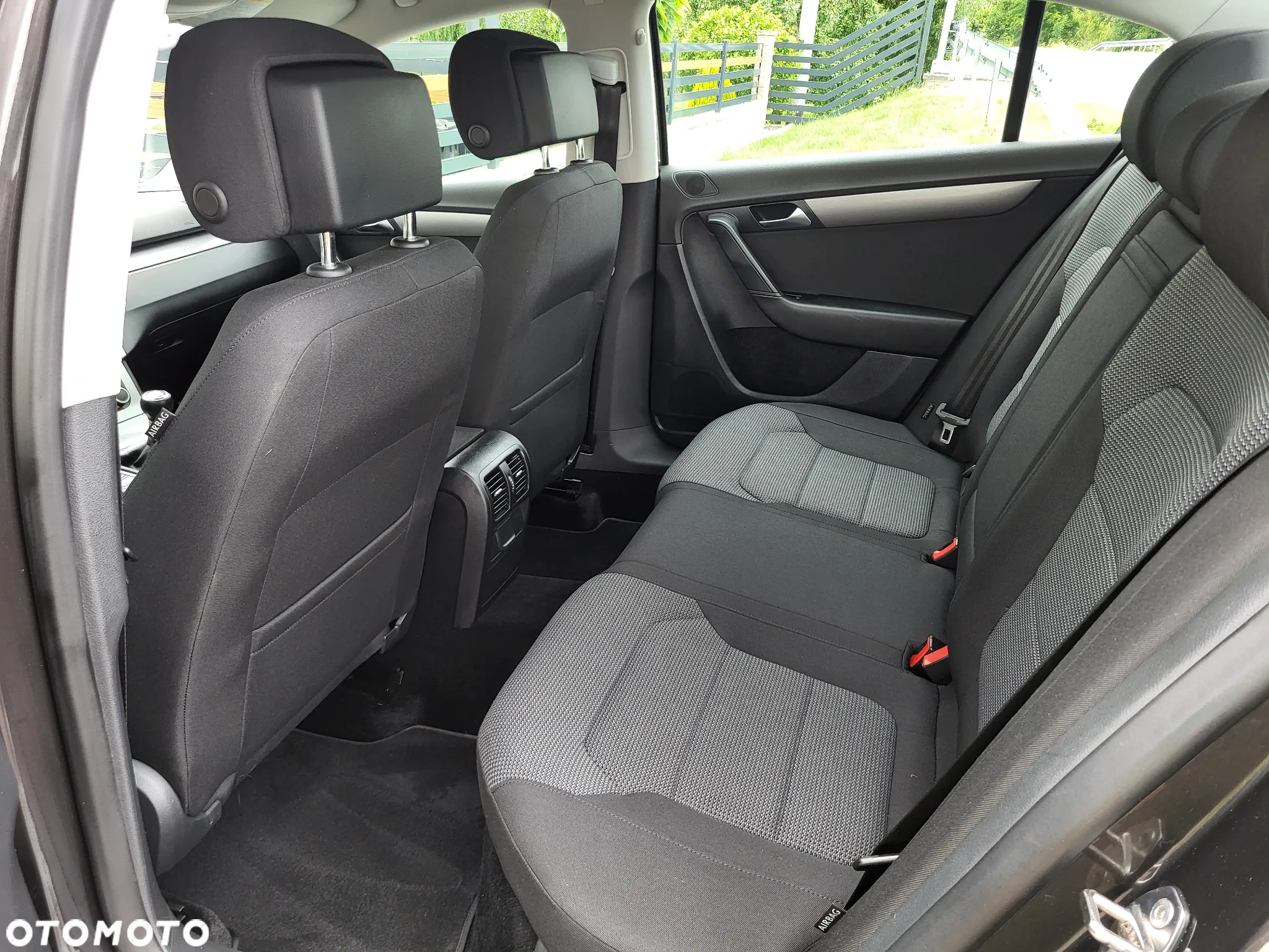 Volkswagen Passat 1.4 TSI BMT Comfortline - 16