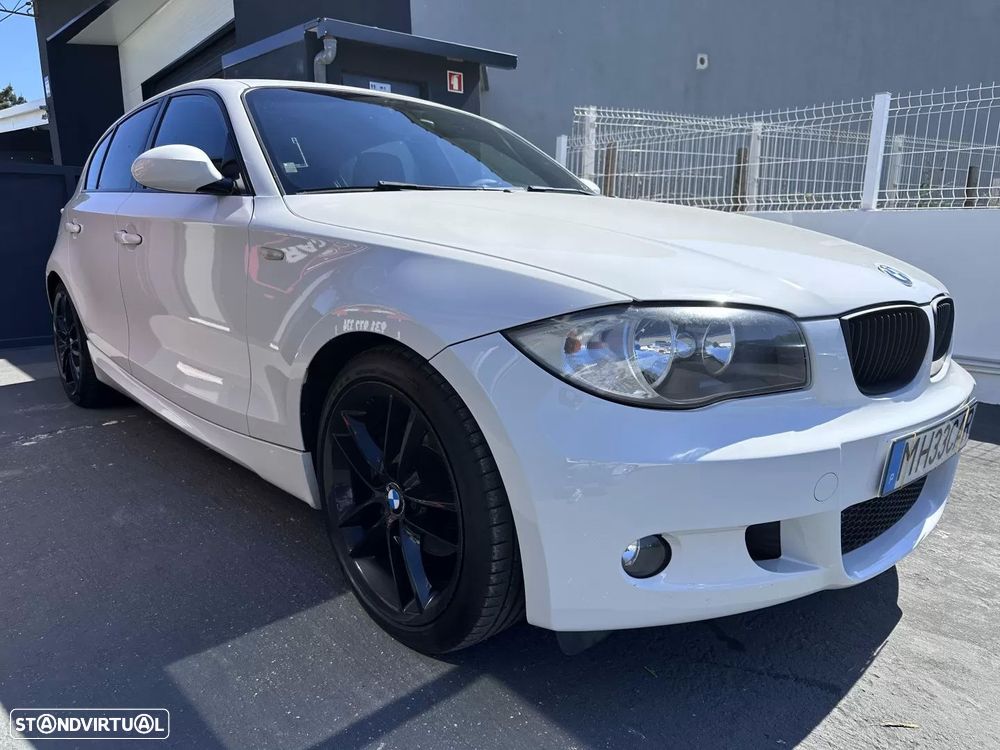 BMW 118 d Pack M - 3