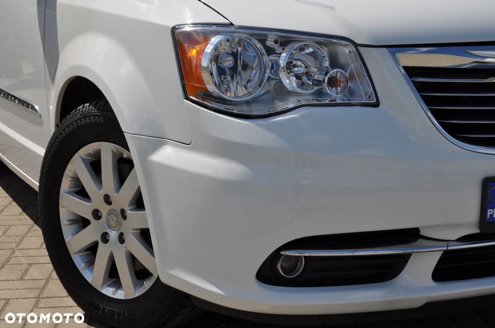 Chrysler Town & Country 3.6 Touring - 2