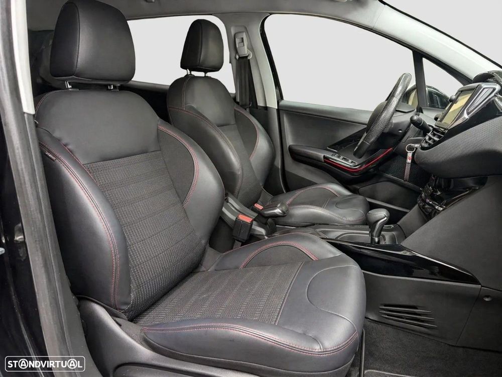 Peugeot 2008 1.2 PureTech GT Line EAT6 - 13