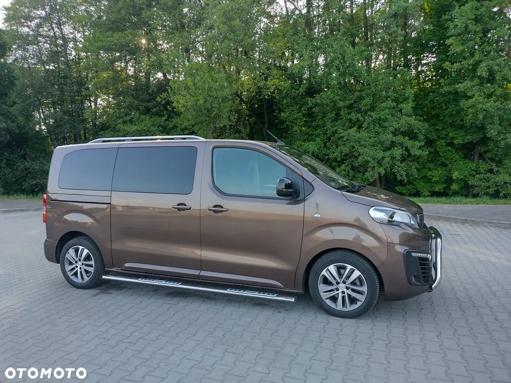 Peugeot Traveller 2.0 BlueHDi Standard Business Vip - 18