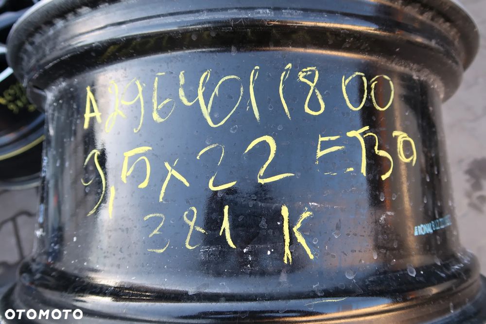 381 Felga Aluminiowa Mercedes A2964011800 9,5x22et30 - 7