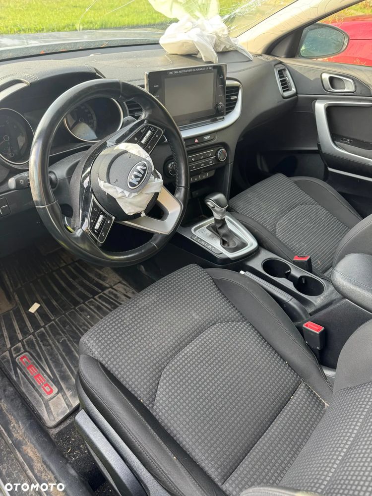 Kia Ceed 1.5 T-GDI DCT7 OPF JBL Sound Edition - 8