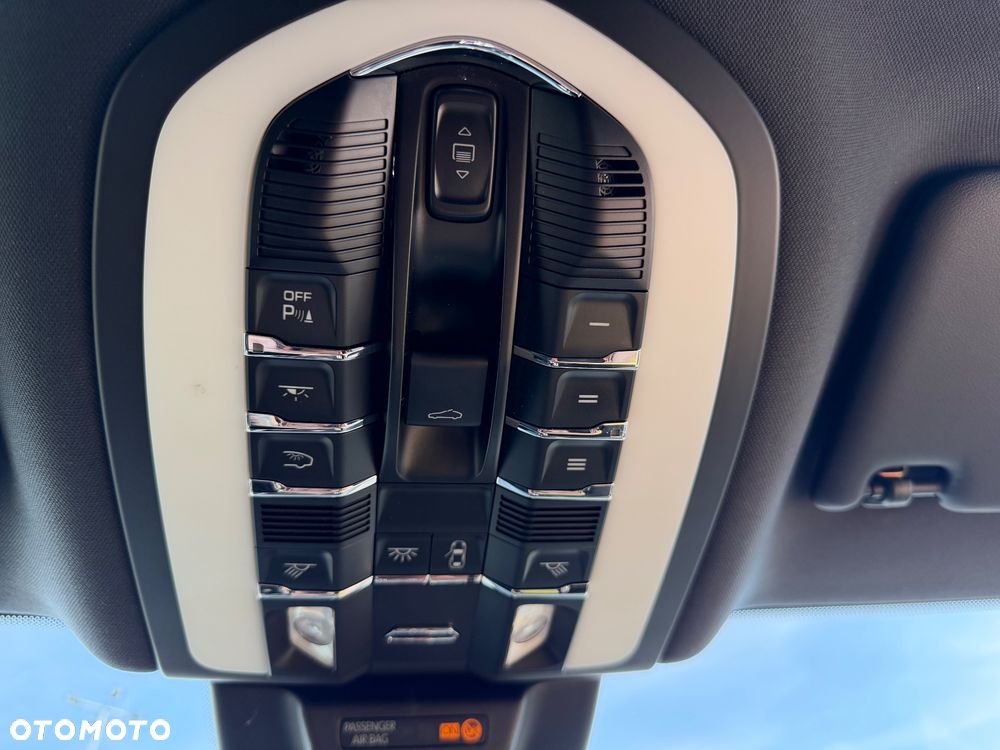 Porsche Macan PDK - 34