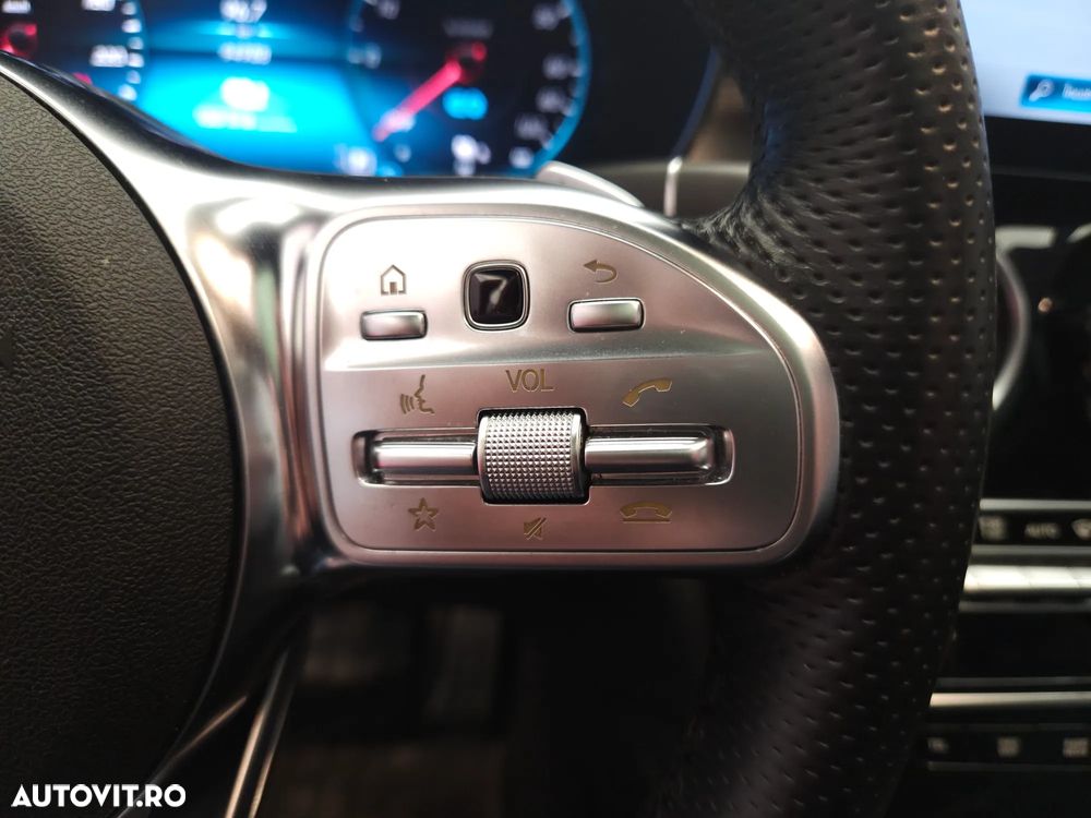 Mercedes-Benz GLC - 18