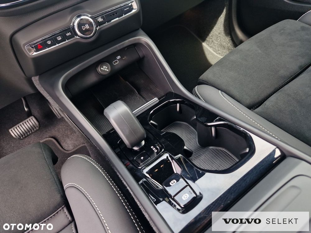 Volvo XC 40 - 16