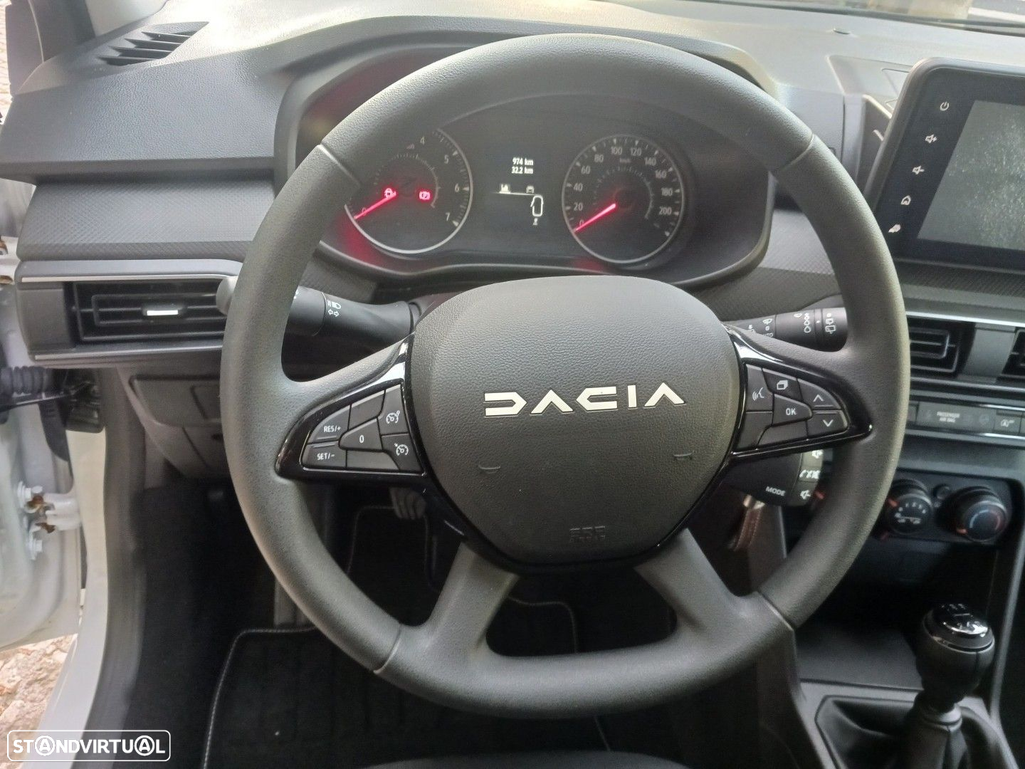 Dacia Sandero 1.0 SCe Essential - 11