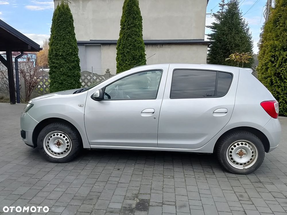 Dacia Sandero 1.2 16V Celebration - 6