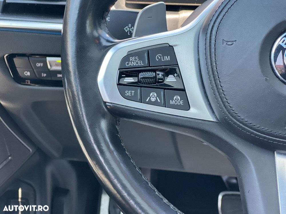 BMW Seria 3 320i xDrive AT - 24