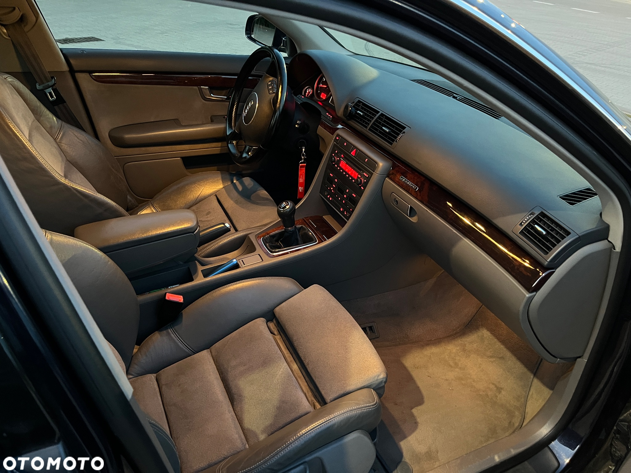 Audi A4 1.8T Quattro - 13