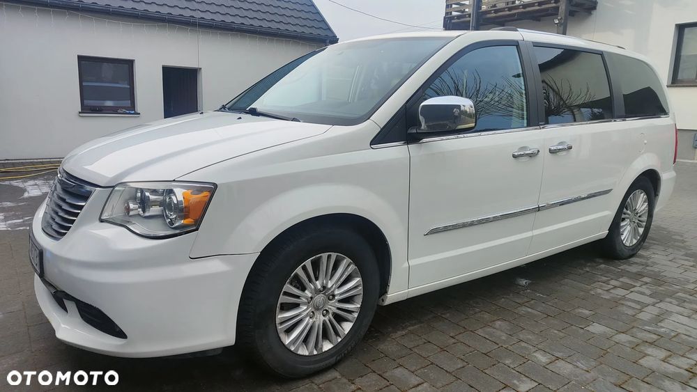 Chrysler Town & Country 3.6 Limited - 2