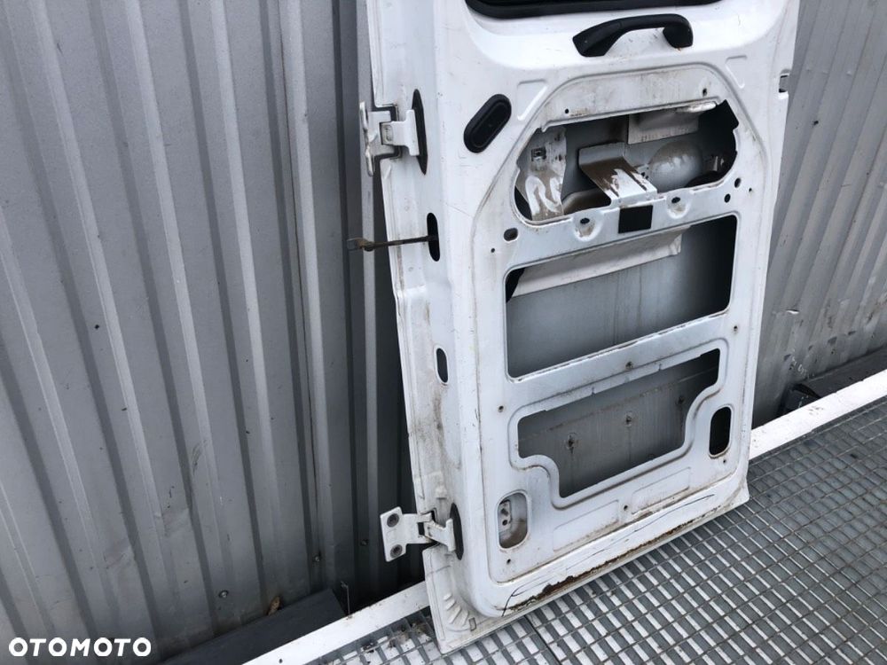 DRZWI PRAWY TYŁ  OPEL MOVANO B Platforma / podwozie (X62) 2010 - 2022 2.3 CDTI FWD (EV, HV, UV) 96 - 8
