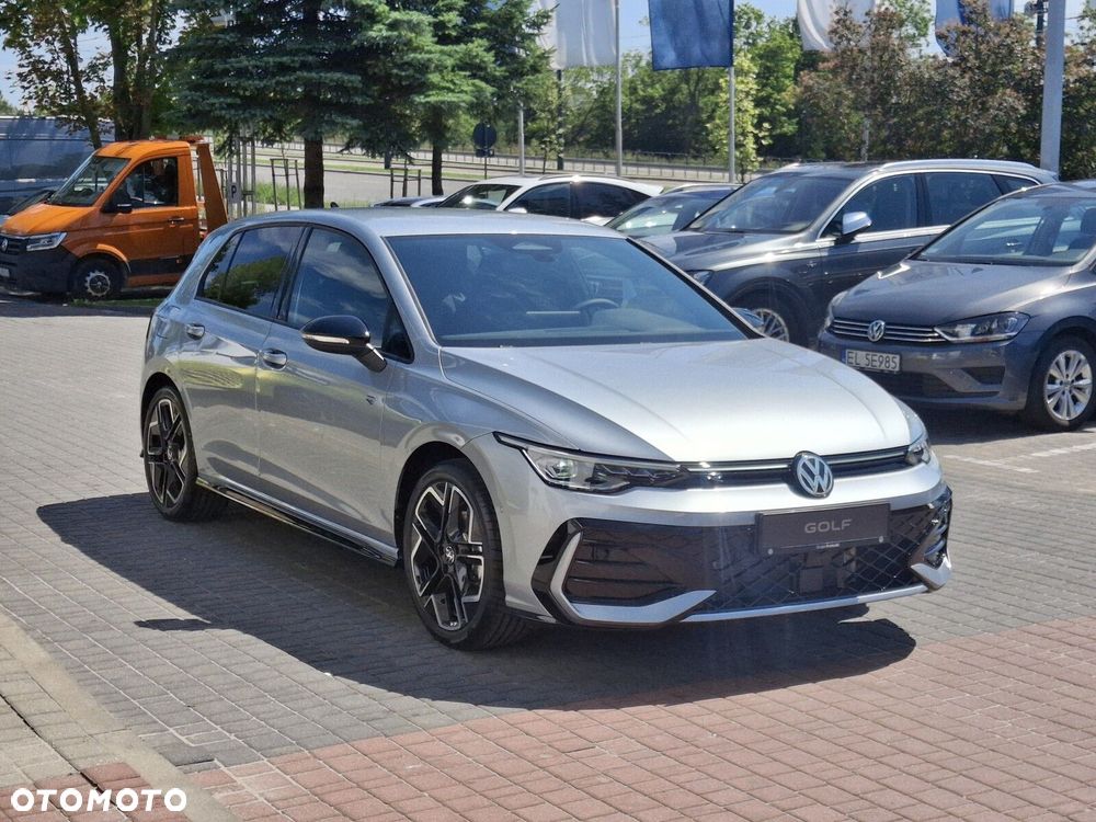 Volkswagen Golf 1.5 TSI R-Line Plus - 5