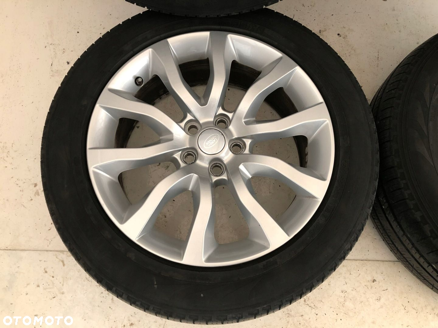 RANGE ROVER KOŁA ALUFELGI 255/55 R20 PIRELLI - 6