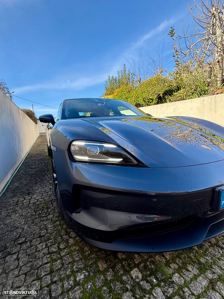 Porsche Taycan Bateria Performance Plus - 13
